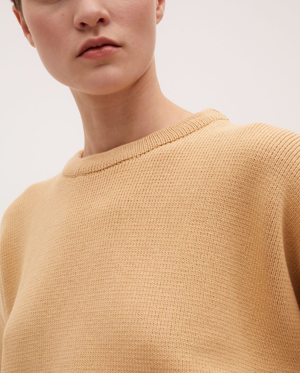 jumper-woman-no35-clay-pot-6