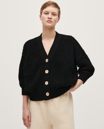 cardigan no18 black