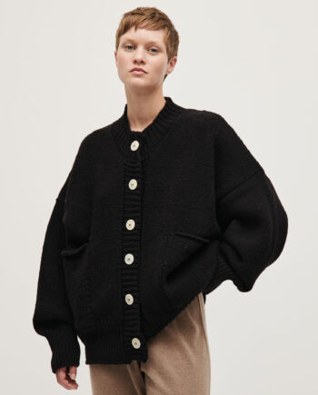 cardigan no11 black